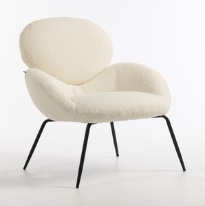 FOTEL HR2045 KREMOWY BARANEK CZARNA PODSTAWA