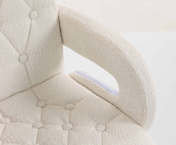 FOTEL HR8404N KREMOWY BARANEK CZARNA PODSTAWA