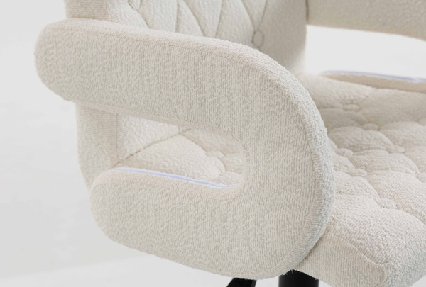 FOTEL HR8404KW KREMOWY BARANEK CZARNA PODSTAWA